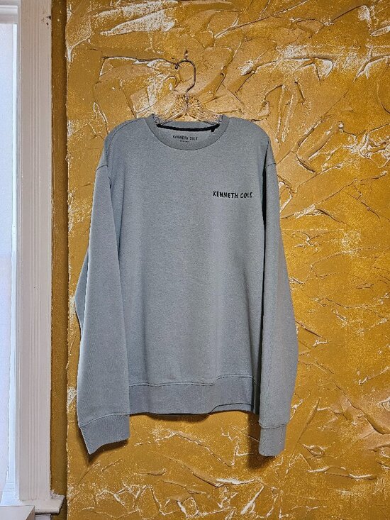 Kenneth Cole Pale Greyish Teal Colored Sweatshirt size Large - Picture 1 of 2
